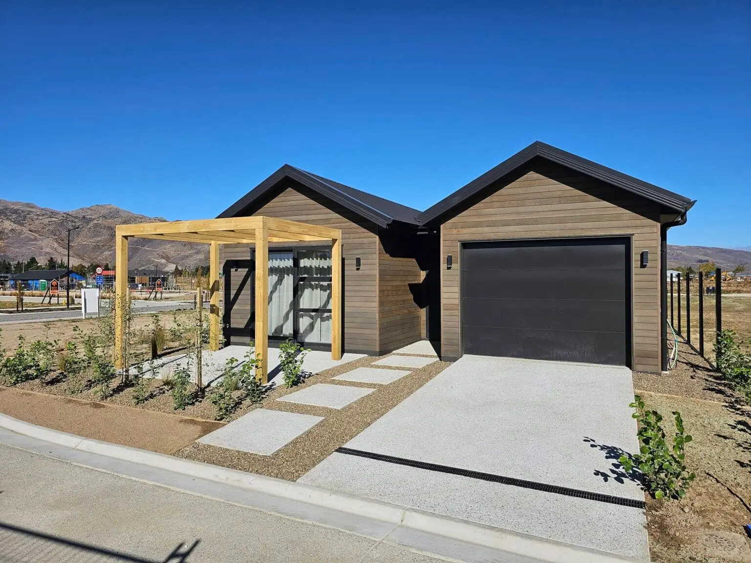 Bright Dynes house built