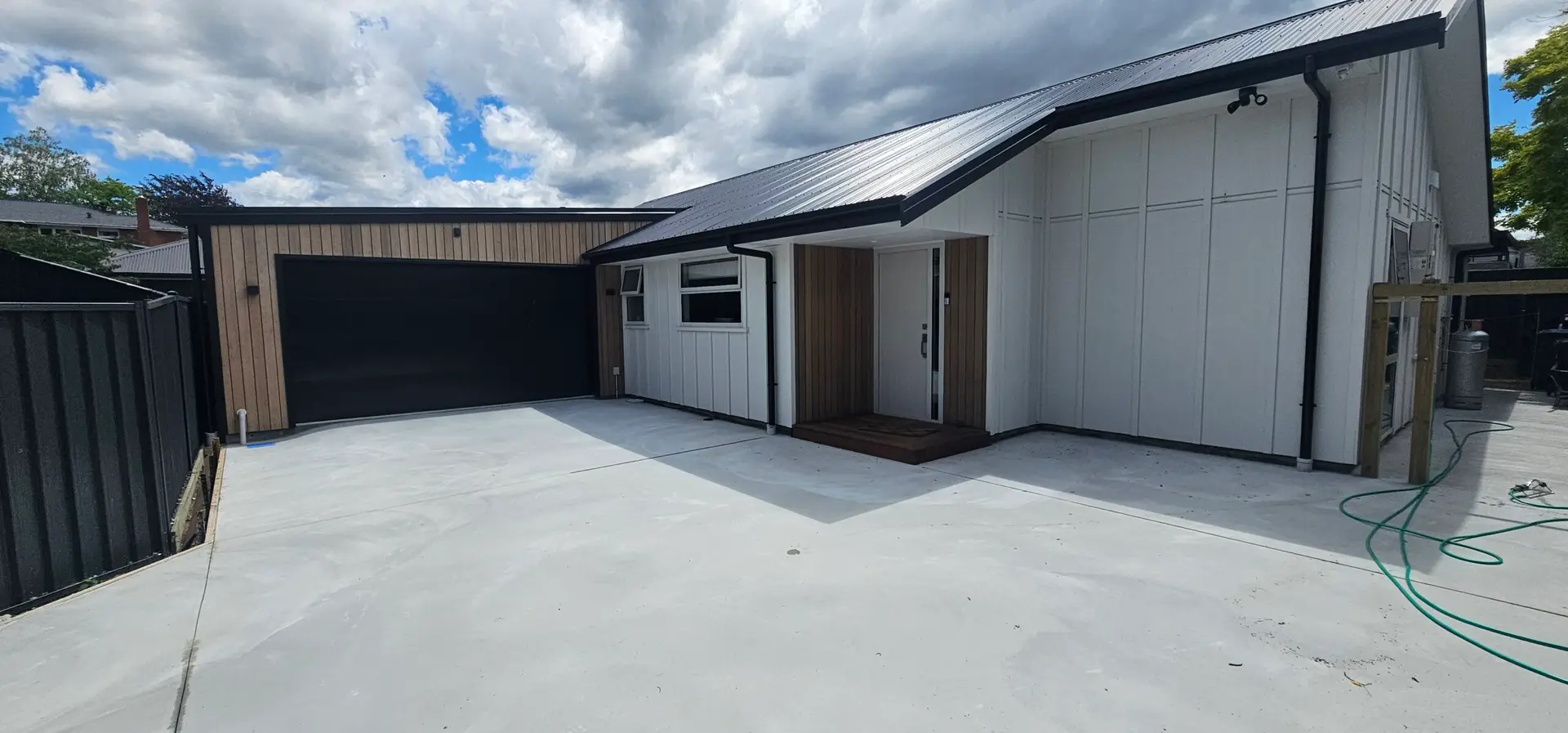 Bright Dynes Concrete and Home